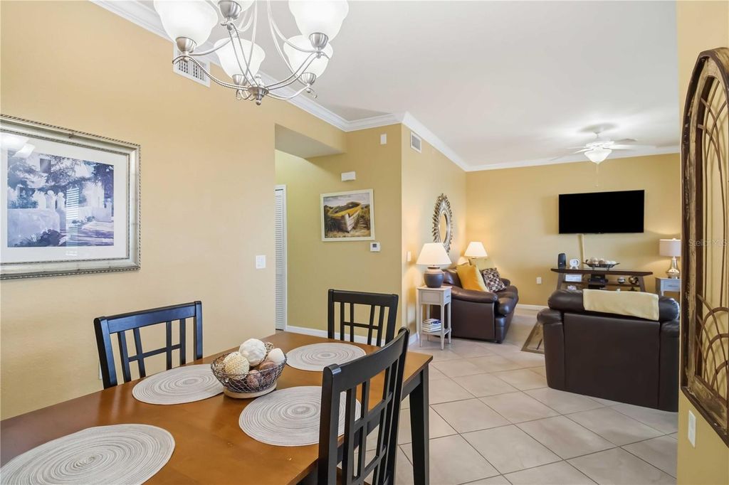 Image 10 of property listing at 7019 RIVER HAMMOCK DRIVE 202, Bradenton, FL 34212