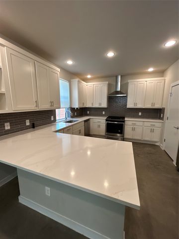 1229 Clifftop Lane, Dallas, TX 75208