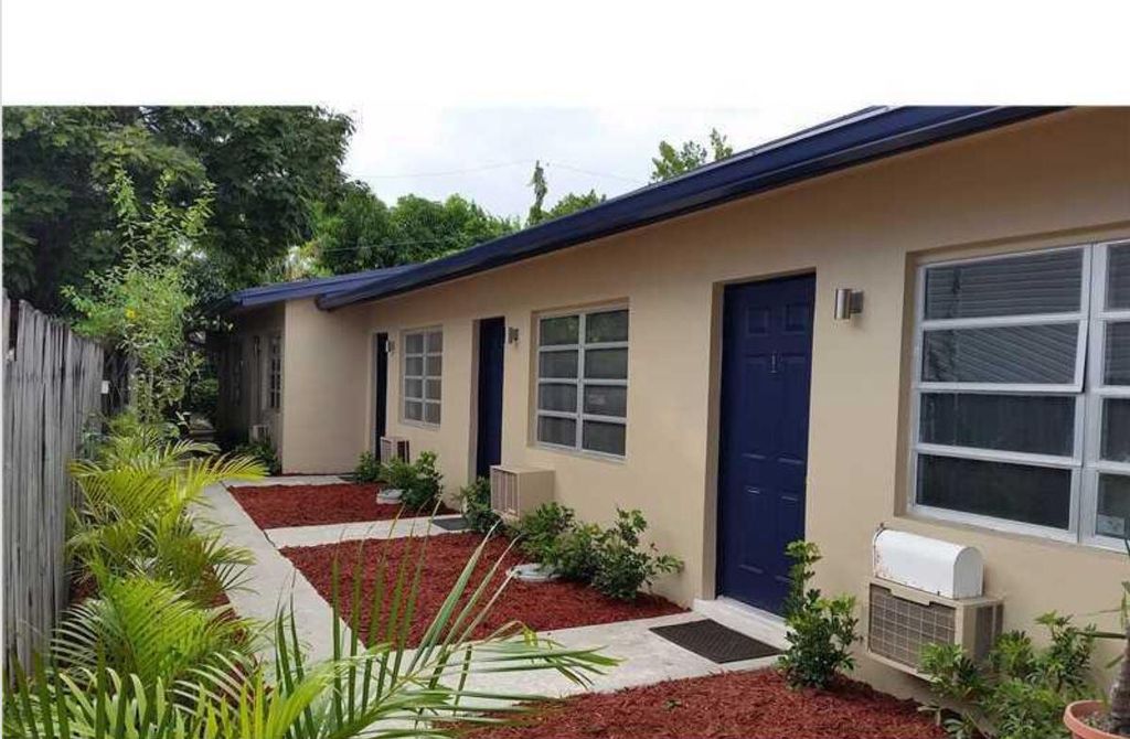 615 NE 8th Avenue 3, Fort Lauderdale, FL 33304