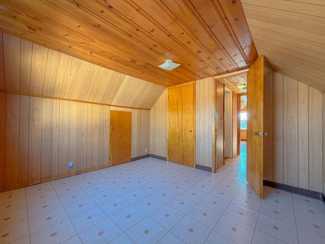 905 S Pearl Street, Knox, IN 46534