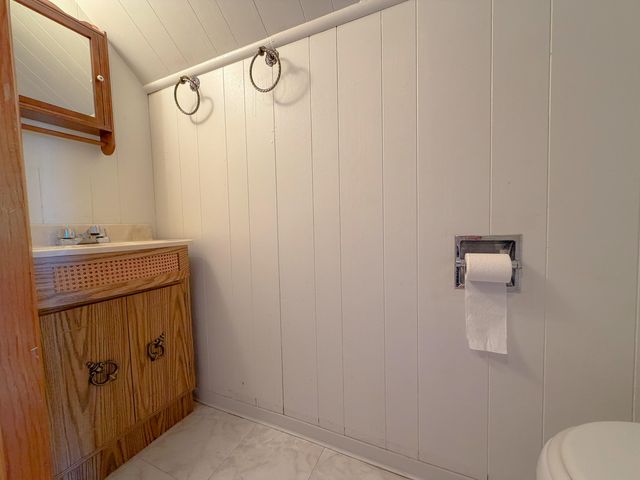 905 S Pearl Street, Knox, IN 46534