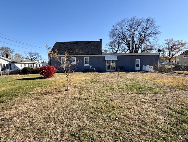 905 S Pearl Street, Knox, IN 46534