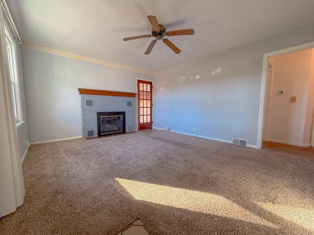 905 S Pearl Street, Knox, IN 46534