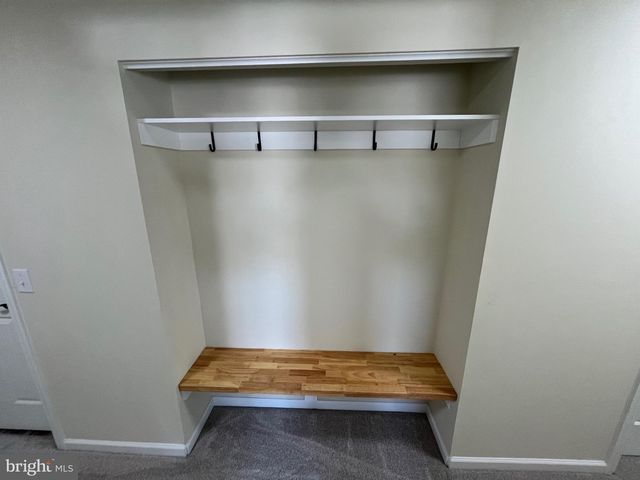 325 VILLAGE SPRING LN, Reinholds, PA 17569