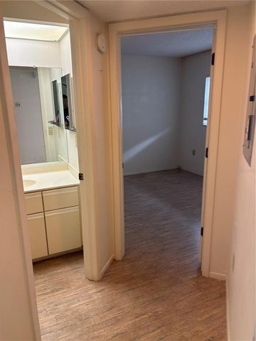 1239 S MARTIN LUTHER KING JR AVENUE 103, Clearwater, FL 33756