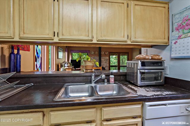 7409 S Timberview Drive, Wasilla, AK 99623