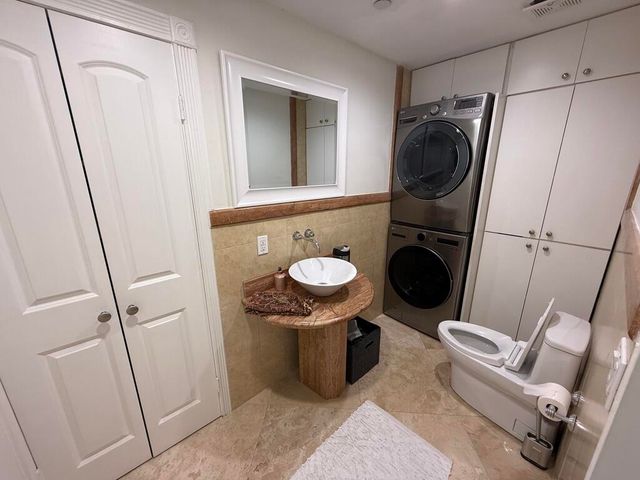 2909 S Ocean Boulevard 6a, Highland Beach, FL 33487