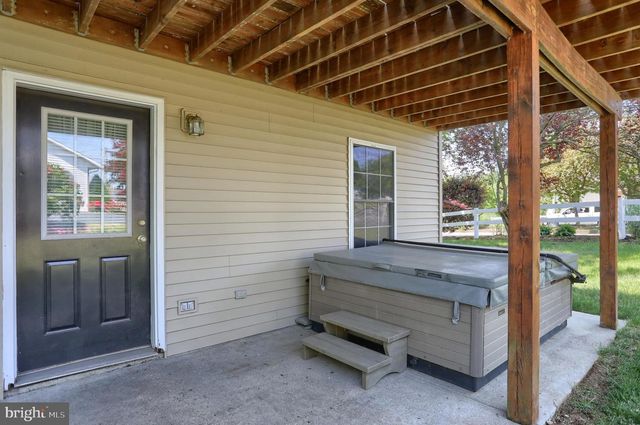 101 WOODSIDE CT, Annville, PA 17003