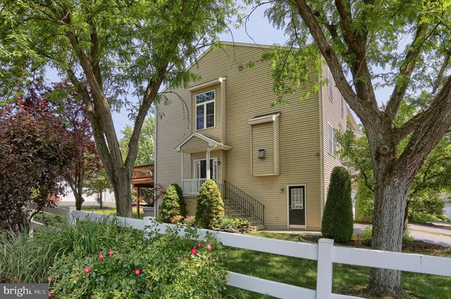 101 WOODSIDE CT, Annville, PA 17003