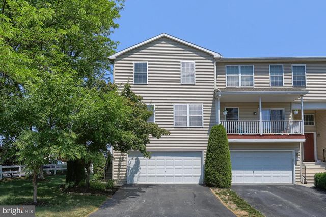 101 WOODSIDE CT, Annville, PA 17003