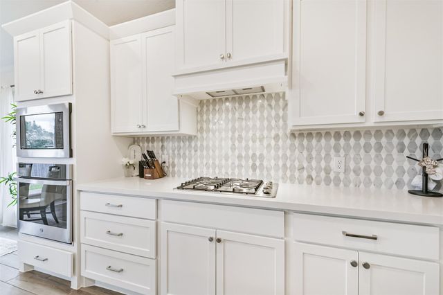 1320 Rio Hollow Lane, Magnolia, TX 77354