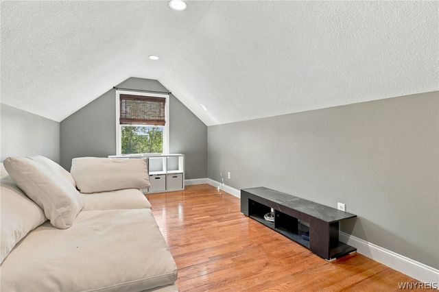 6345 Shawnee Road, Wheatfield, NY 14120