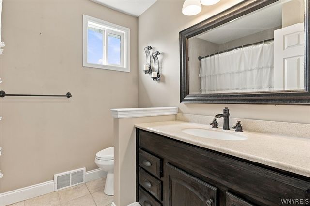 6345 Shawnee Road, Wheatfield, NY 14120