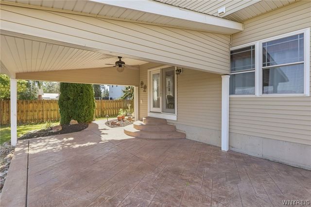 6345 Shawnee Road, Wheatfield, NY 14120