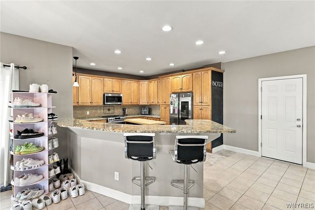 6345 Shawnee Road, Wheatfield, NY 14120
