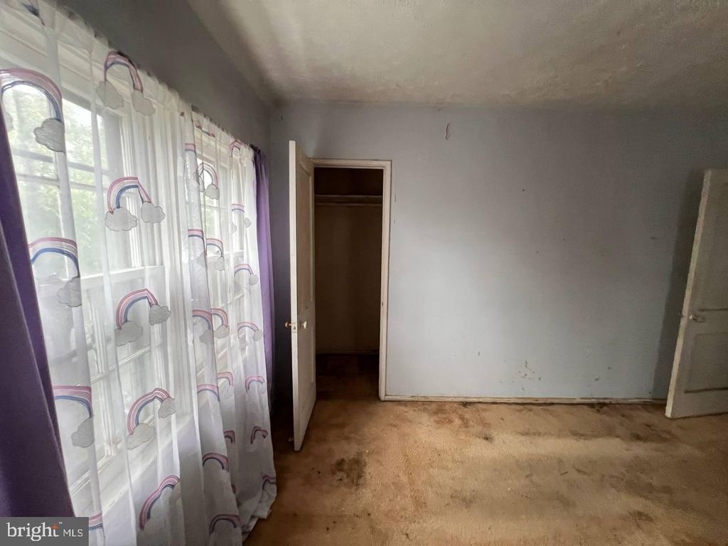 Image 11 of property listing at 3722 10TH ST, Baltimore, MD 21225