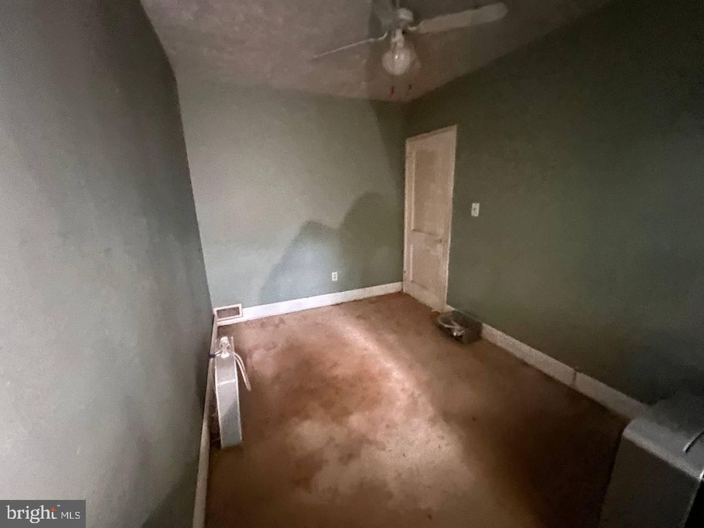 Image 12 of property listing at 3722 10TH ST, Baltimore, MD 21225