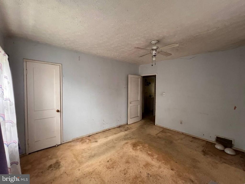 Image 8 of property listing at 3722 10TH ST, Baltimore, MD 21225