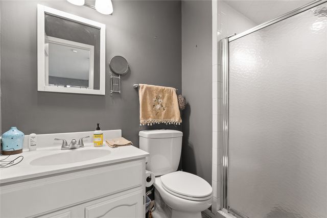 1100 50th Street 1105, West Des Moines, IA 50266