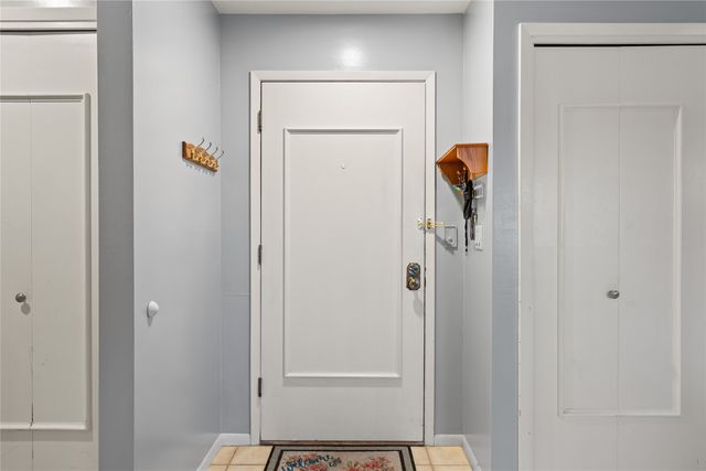 1100 50th Street 1105, West Des Moines, IA 50266