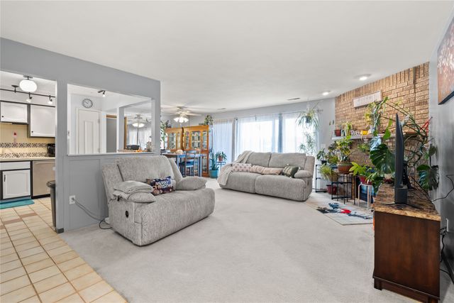 1100 50th Street 1105, West Des Moines, IA 50266