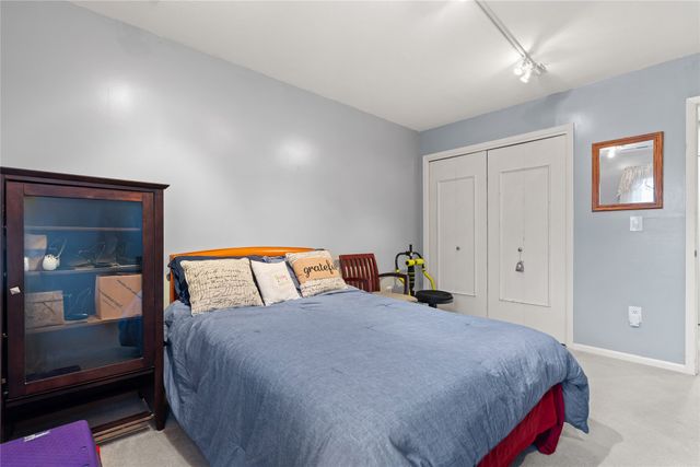 1100 50th Street 1105, West Des Moines, IA 50266