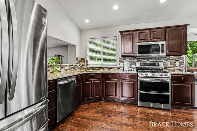 5453 Hartfield Court Se, Ada Twp, MI 49301