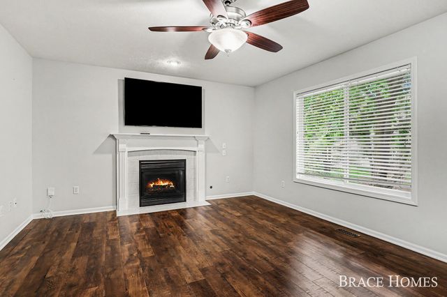 5453 Hartfield Court Se, Ada Twp, MI 49301