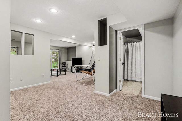 5453 Hartfield Court Se, Ada Twp, MI 49301