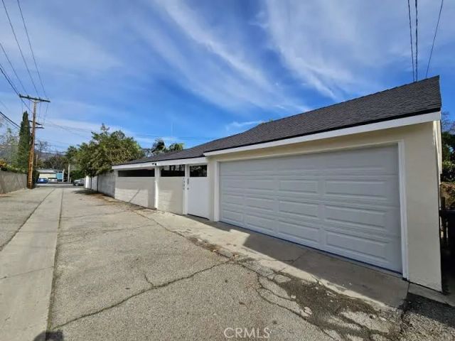 1305 W Riverside, Burbank, CA 91506