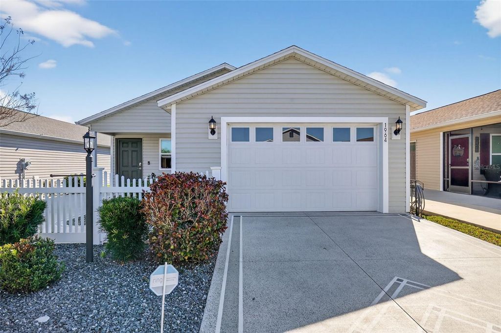 1964 CROMER PLACE, The Villages, FL 32163