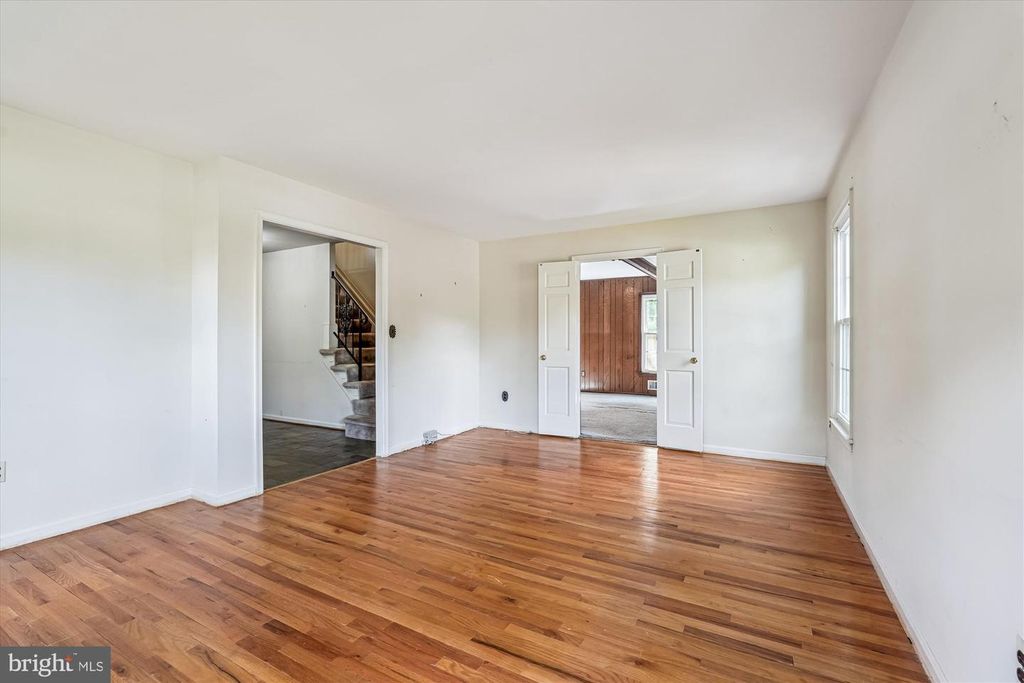 Image 16 of property listing at 13708 TURNMORE RD, Silver Spring, MD 20906