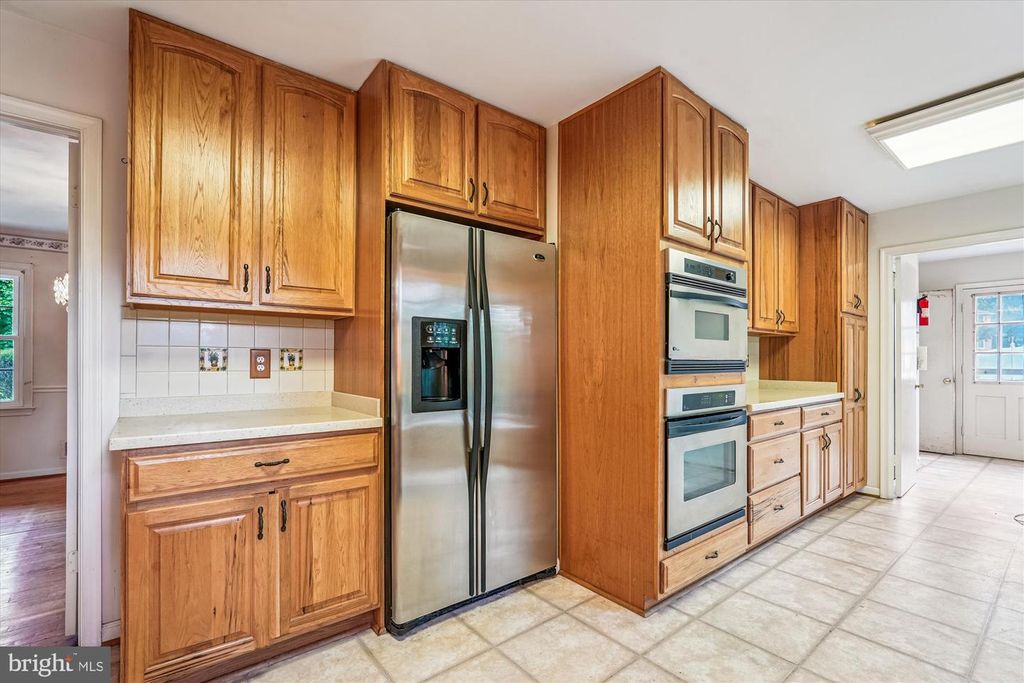 Image 29 of property listing at 13708 TURNMORE RD, Silver Spring, MD 20906