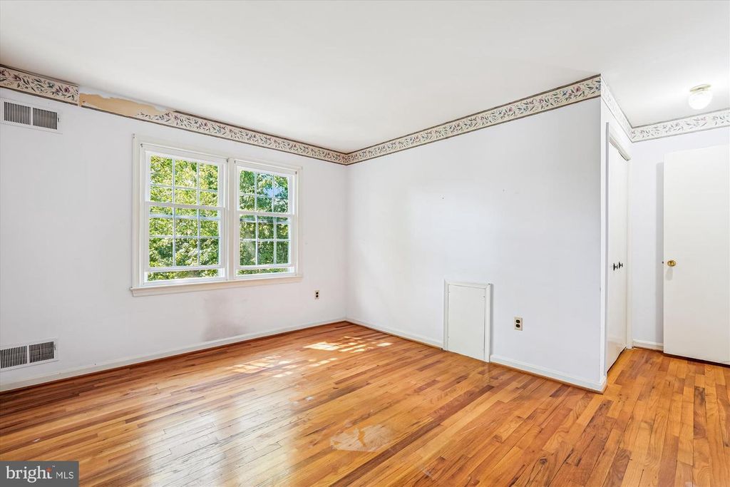 Image 51 of property listing at 13708 TURNMORE RD, Silver Spring, MD 20906