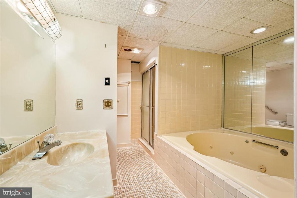 Image 58 of property listing at 13708 TURNMORE RD, Silver Spring, MD 20906