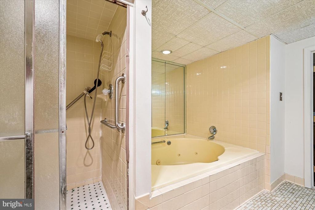 Image 60 of property listing at 13708 TURNMORE RD, Silver Spring, MD 20906