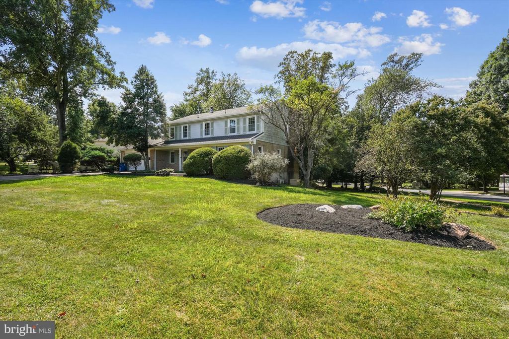 Image 7 of property listing at 13708 TURNMORE RD, Silver Spring, MD 20906