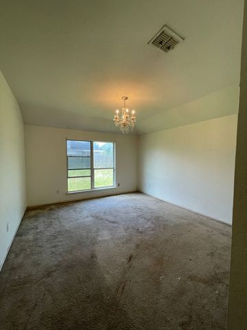 825 Forest Heights Drive, Fort Worth, TX 76036