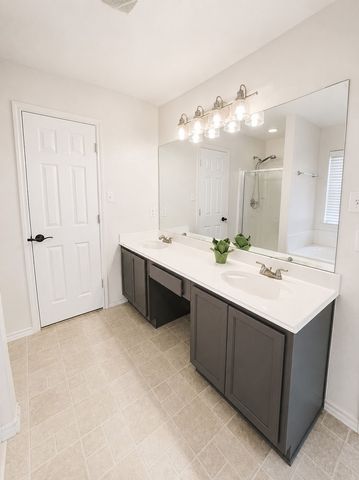 825 Forest Heights Drive, Fort Worth, TX 76036