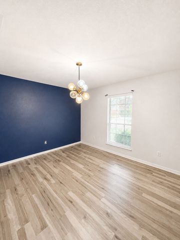 825 Forest Heights Drive, Fort Worth, TX 76036