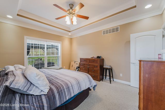 33 River Heights Blvd, Taylorsville, KY 40071