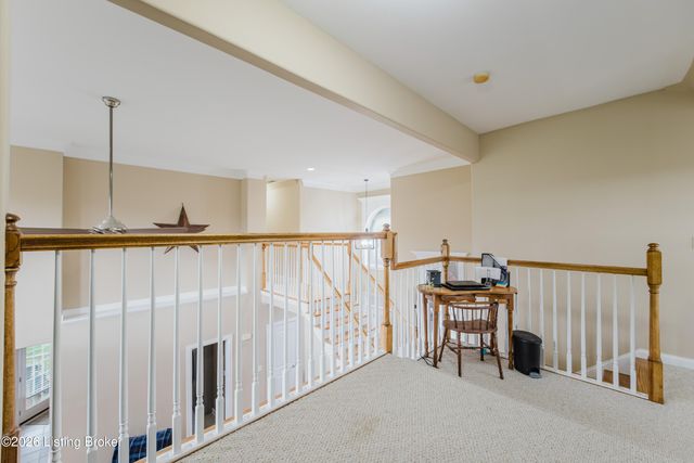 33 River Heights Blvd, Taylorsville, KY 40071