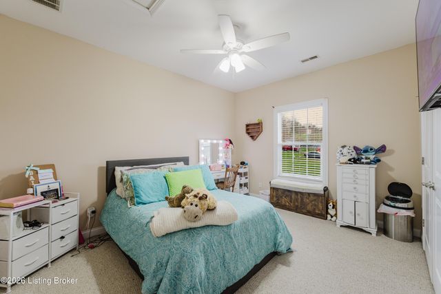 33 River Heights Blvd, Taylorsville, KY 40071