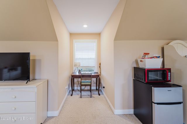 33 River Heights Blvd, Taylorsville, KY 40071