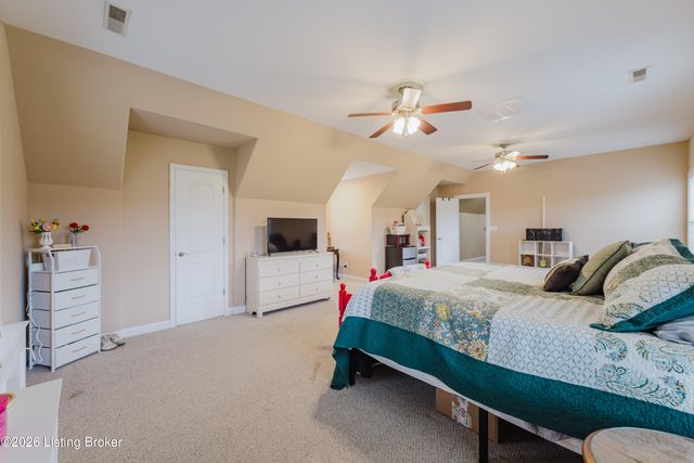 33 River Heights Blvd, Taylorsville, KY 40071