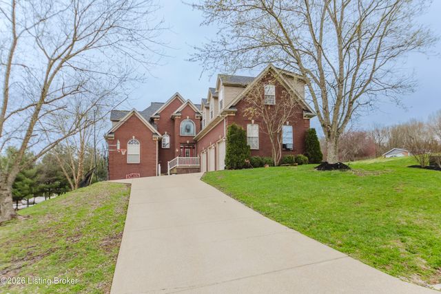 33 River Heights Blvd, Taylorsville, KY 40071