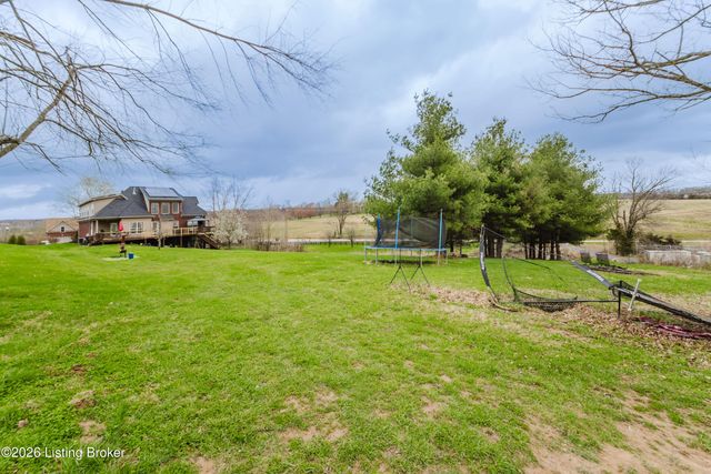 33 River Heights Blvd, Taylorsville, KY 40071