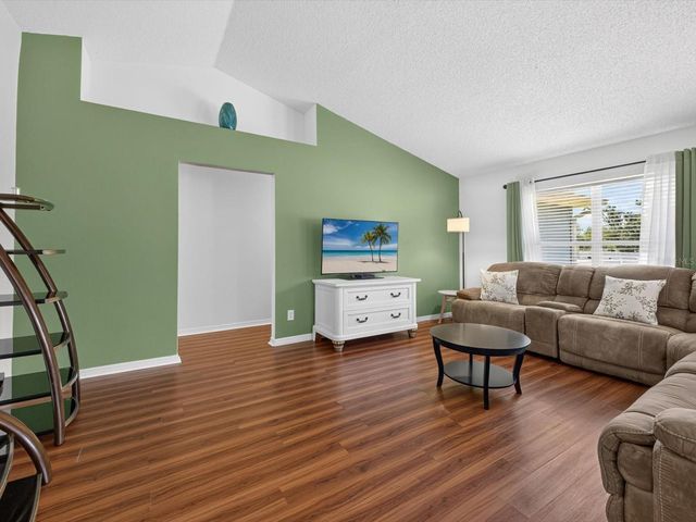 417 RIO GRANDE COURT, Kissimmee, FL 34759