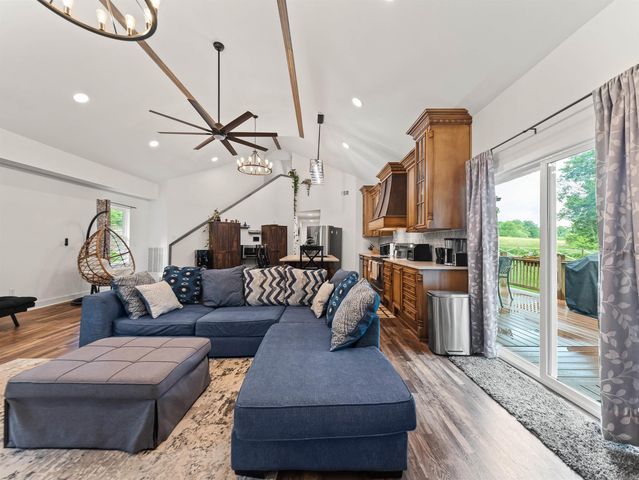 1556 Hamilton Dairy, Hot Springs, AR 71901