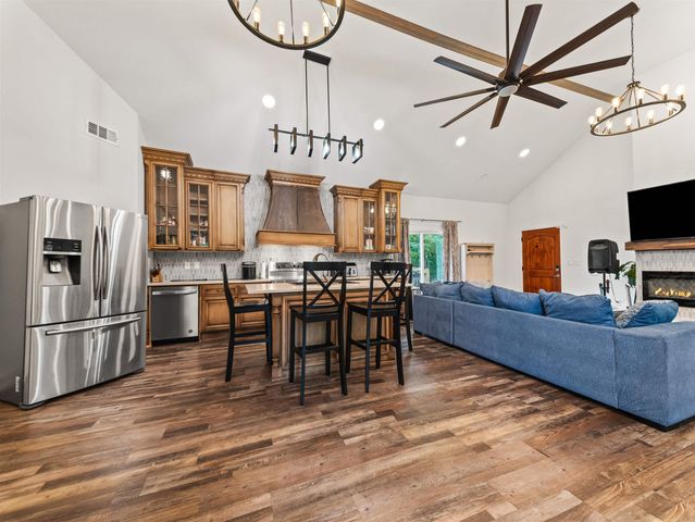 1556 Hamilton Dairy, Hot Springs, AR 71901